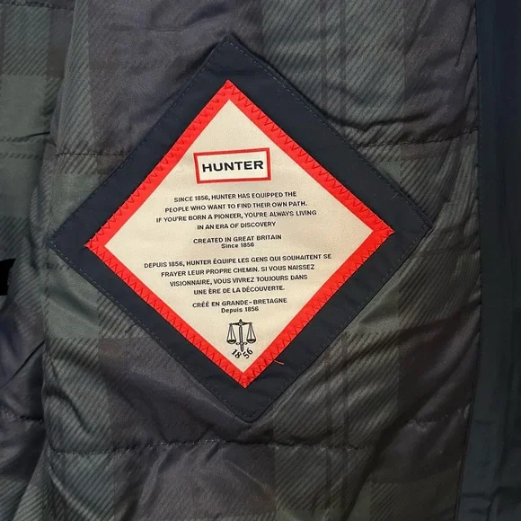 Hunter Men’s Castle Cloak Jacket XL Navy Insulated Lightweight Rain Jacket NWT - Picture 10 of 12